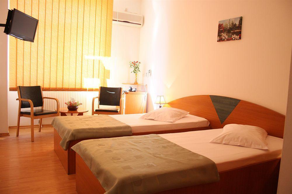 Hotel Sir Lujerului Bükreş Dış mekan fotoğraf